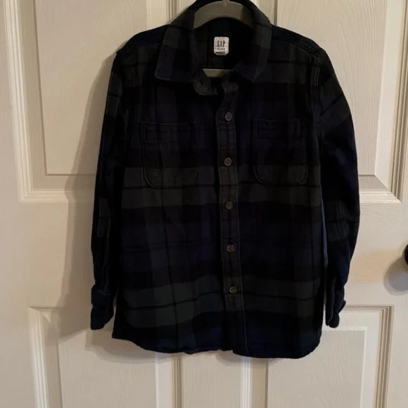 GAP flannel Shirt - Picture 2 of 3